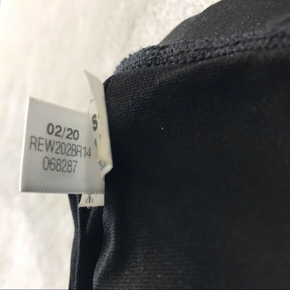 Reebok Women's L Strappy Criss Cross Sports Bra Solid Black Basic Gym Workout - Picture 4 of 6